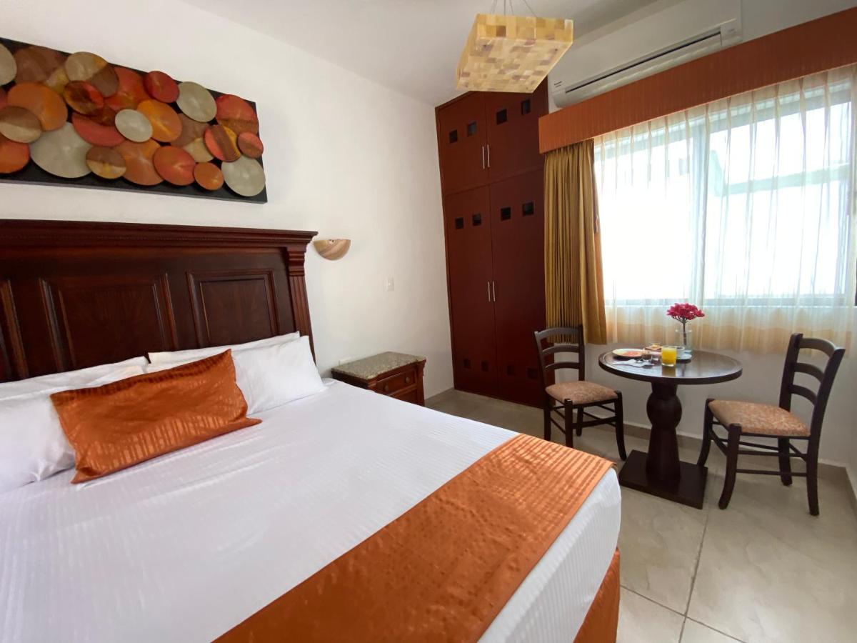 Hotel Las Golondrinas Playa del Carmen Exterior foto